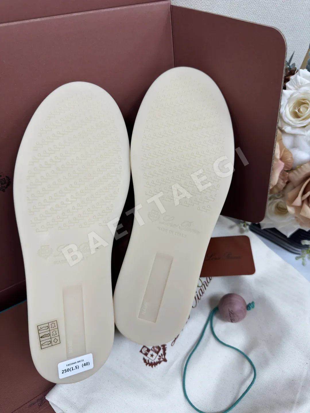 로로피아나 그레인 스웨이드 남성 스니커즈 상세 이미지 6