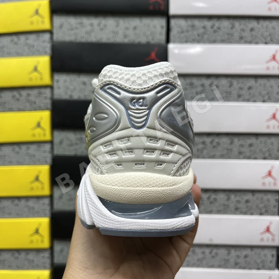 아식스 [ZC] 젤 카야노 14 1203A537-115 200414 Asics Gel-Kayano 14 White Light Navy 상세 이미지 10