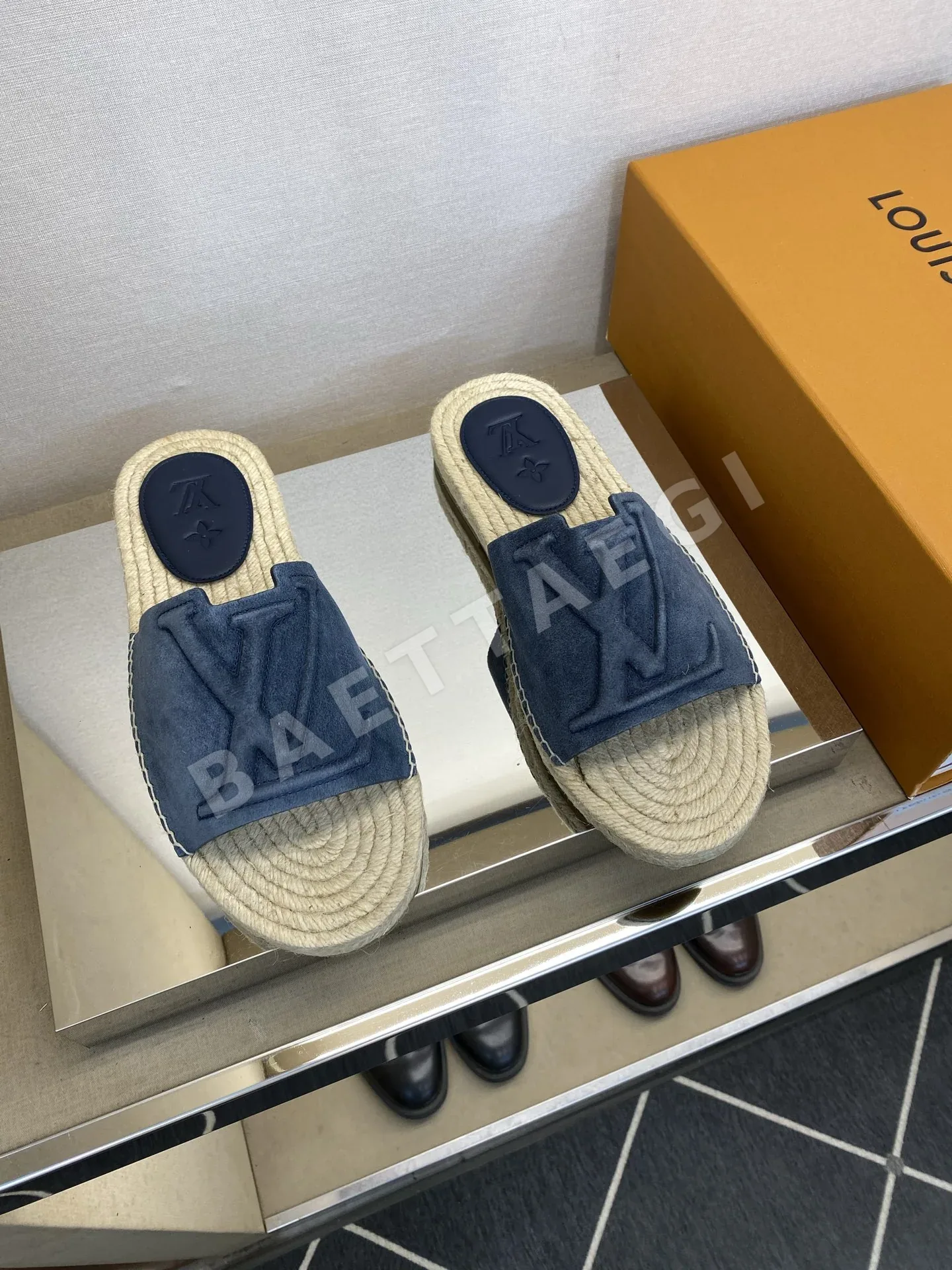 루이비통 LV 포르토피노 뮬 154417