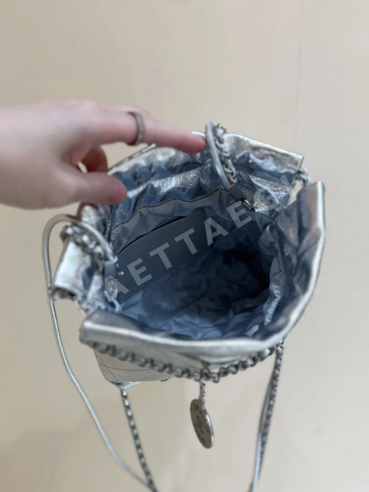 샤넬 미니 메탈릭 가죽 가방 AS3980 상세 이미지 5