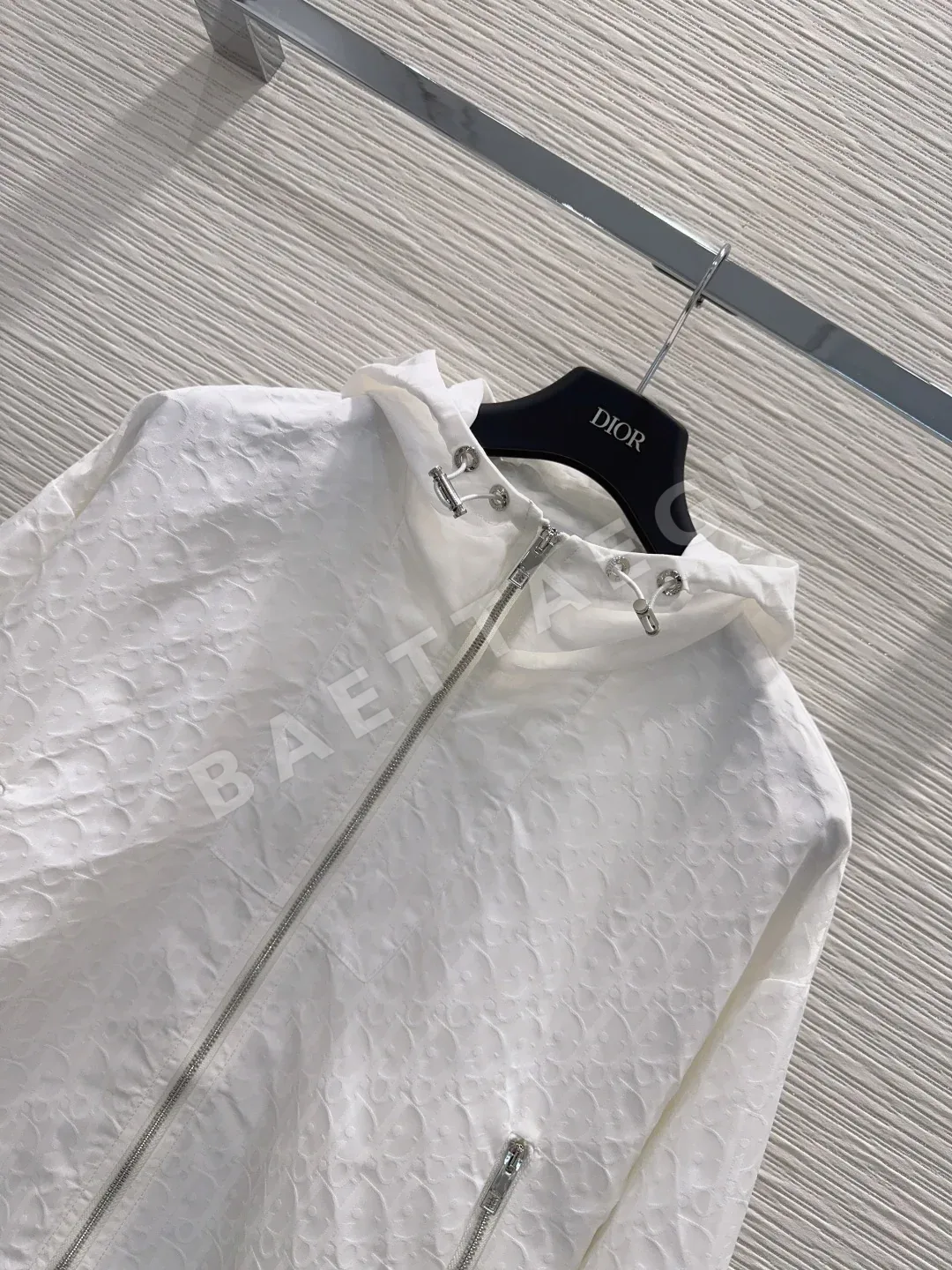디올 텍스처 소재 여성 자켓 상세 이미지 4
