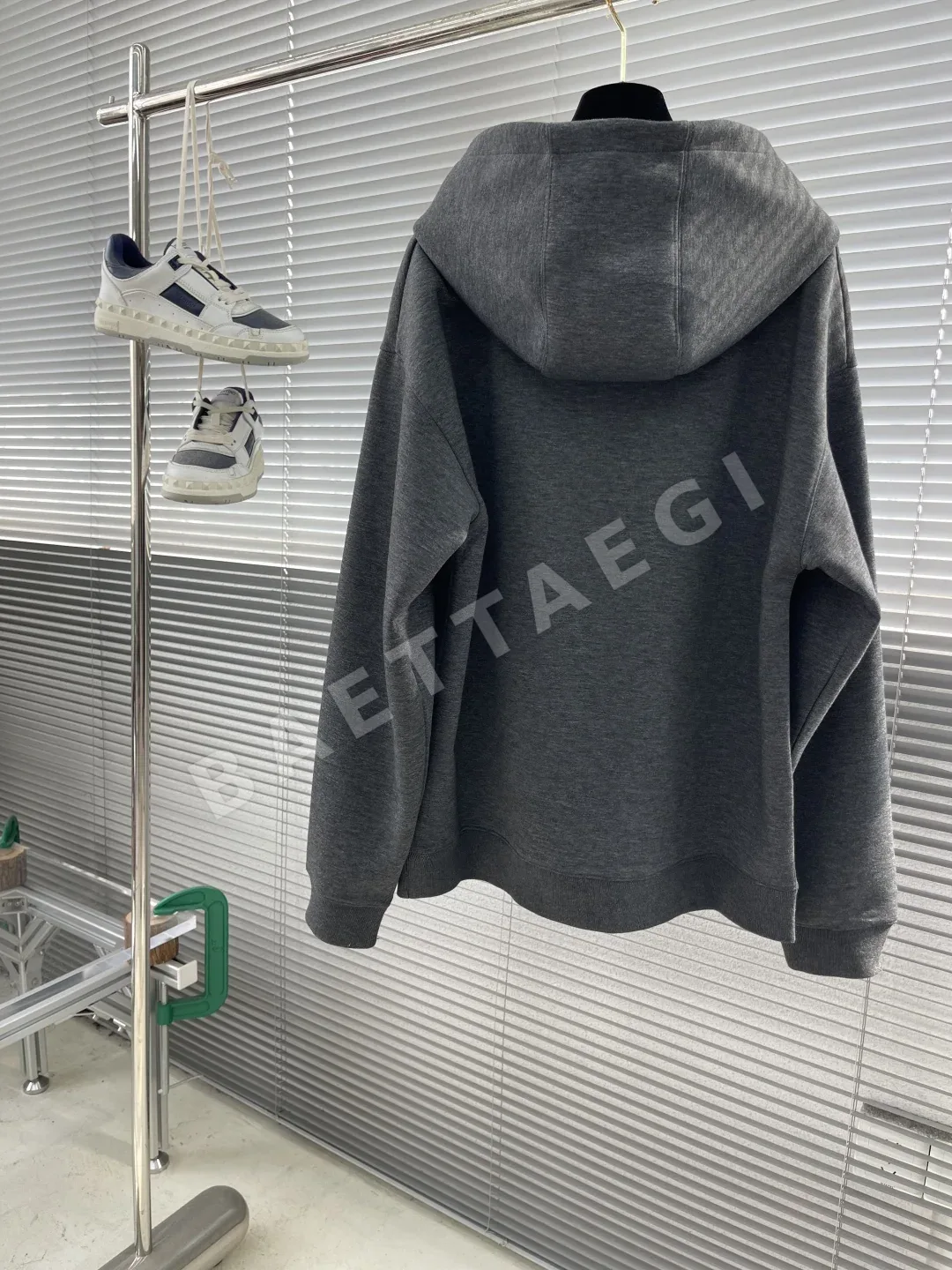 펜디 FF 자수 남성 후드 스웨트셔츠 상세 이미지 8