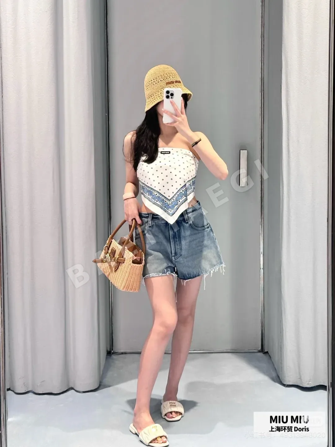 미우미우 자수 포인트 A라인 여성 데님 반바지 119294