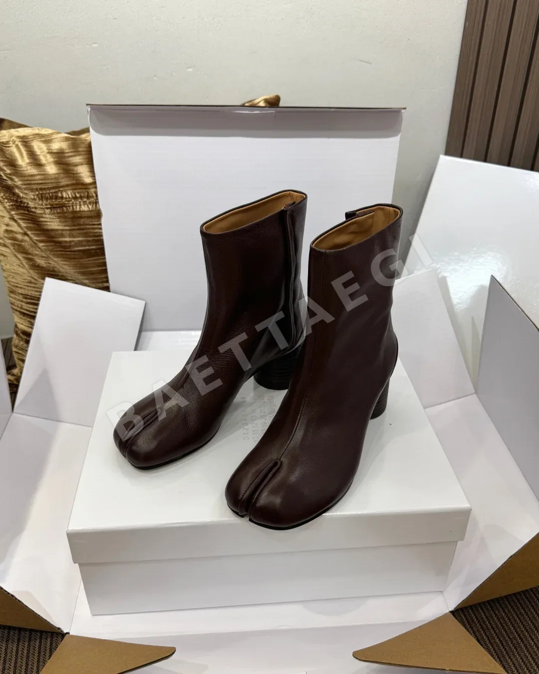 마르지엘라 타비 레더 앵클 부츠 상세 이미지 3