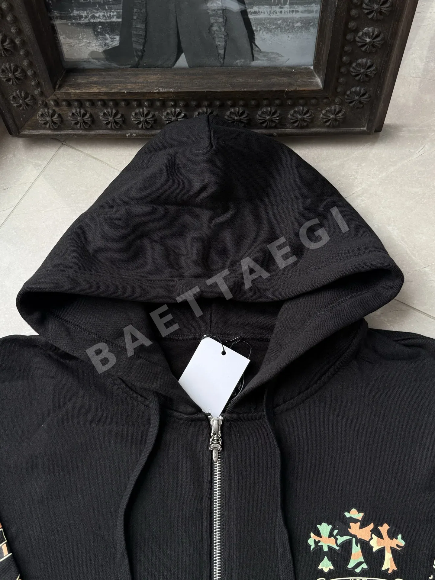 크롬하츠 블랙 카모무늬 십자가 지퍼 후드남성 상세 이미지 2