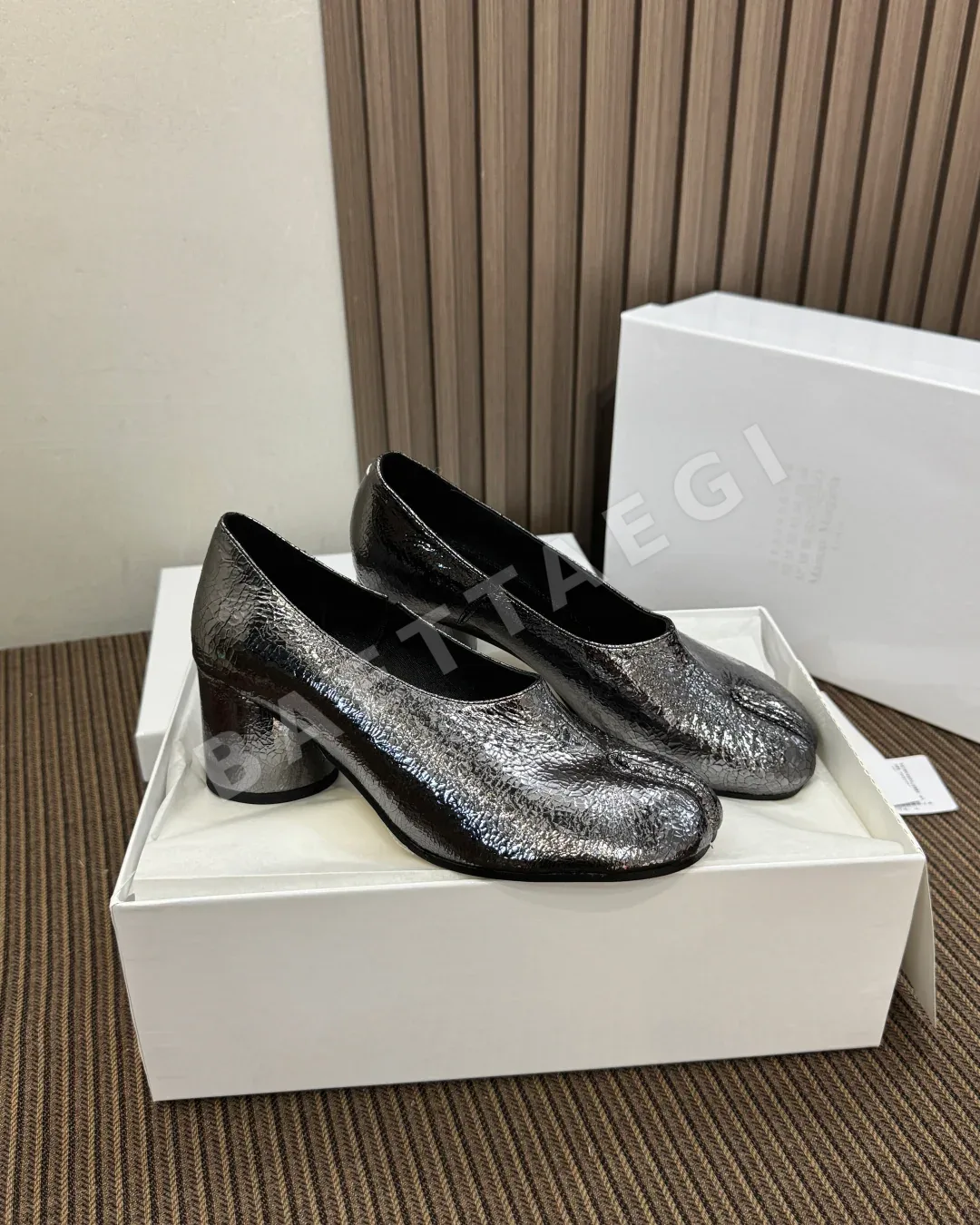 마르지엘라 타비 로퍼 sheepskin 토 상세 이미지 2
