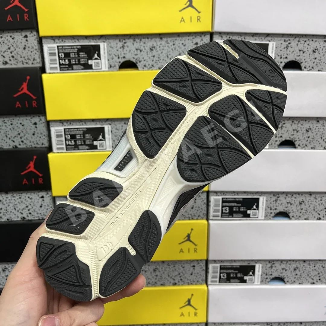 아식스 [GX] 젤 NYC 1203A383-111 200535 Asics Gel-NYC White Smoke Grey 상세 이미지 8