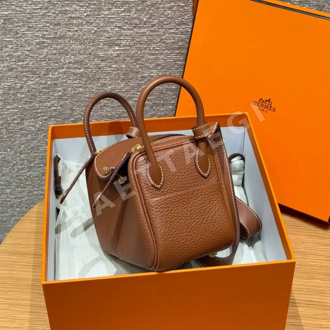 에르메스 미니 린디 골드 금장 소가죽 가방 상세 이미지 3