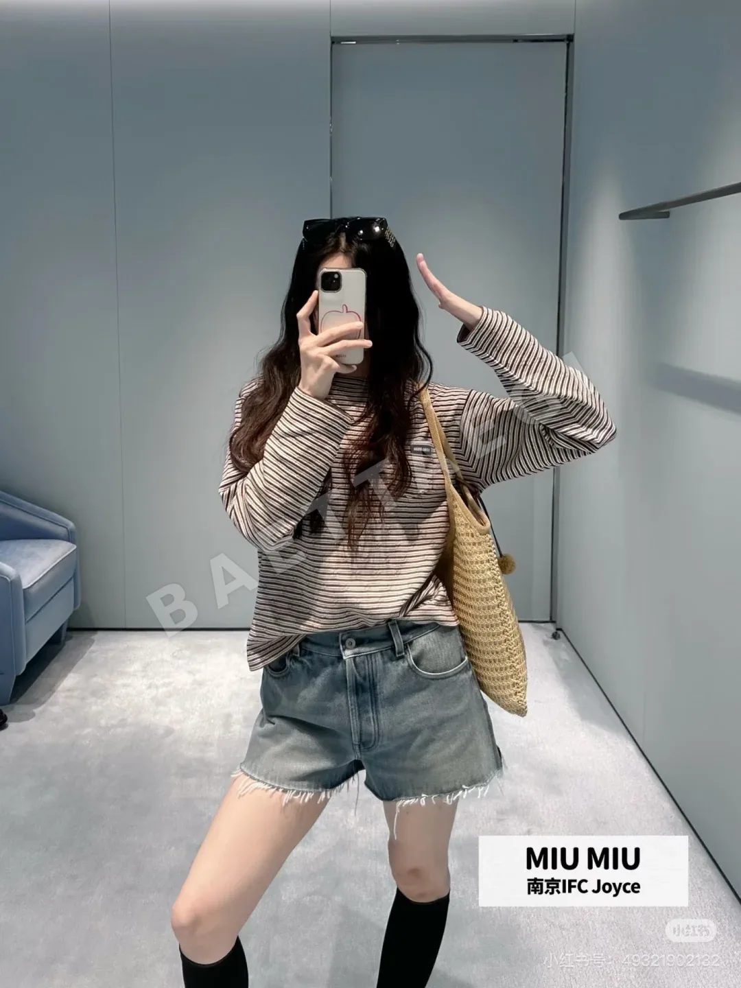미우미우 자수 포인트 A라인 여성 데님 반바지 상세 이미지 4
