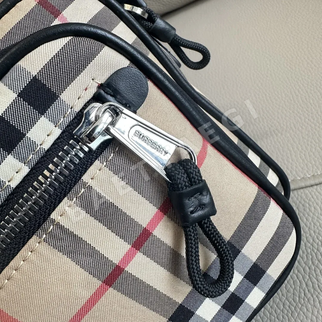 버버리 빈티지 체크 크로스바디 가방 152145 상세 이미지 3