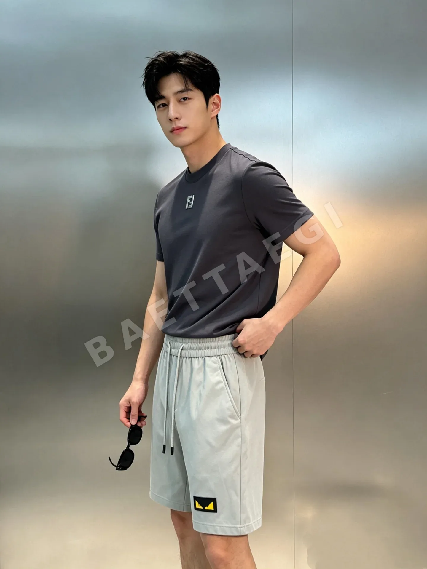 펜디 3D 몬스터 로고 남성 반팔 티셔츠 상세 이미지 2