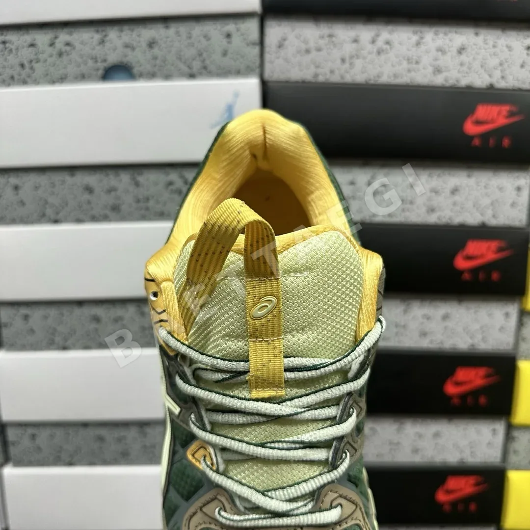아식스 [KO] 1203A640-300 200453 Asics UB10-S Gel-Kayano 20 Kiko Kostadinov Hunter 상세 이미지 6