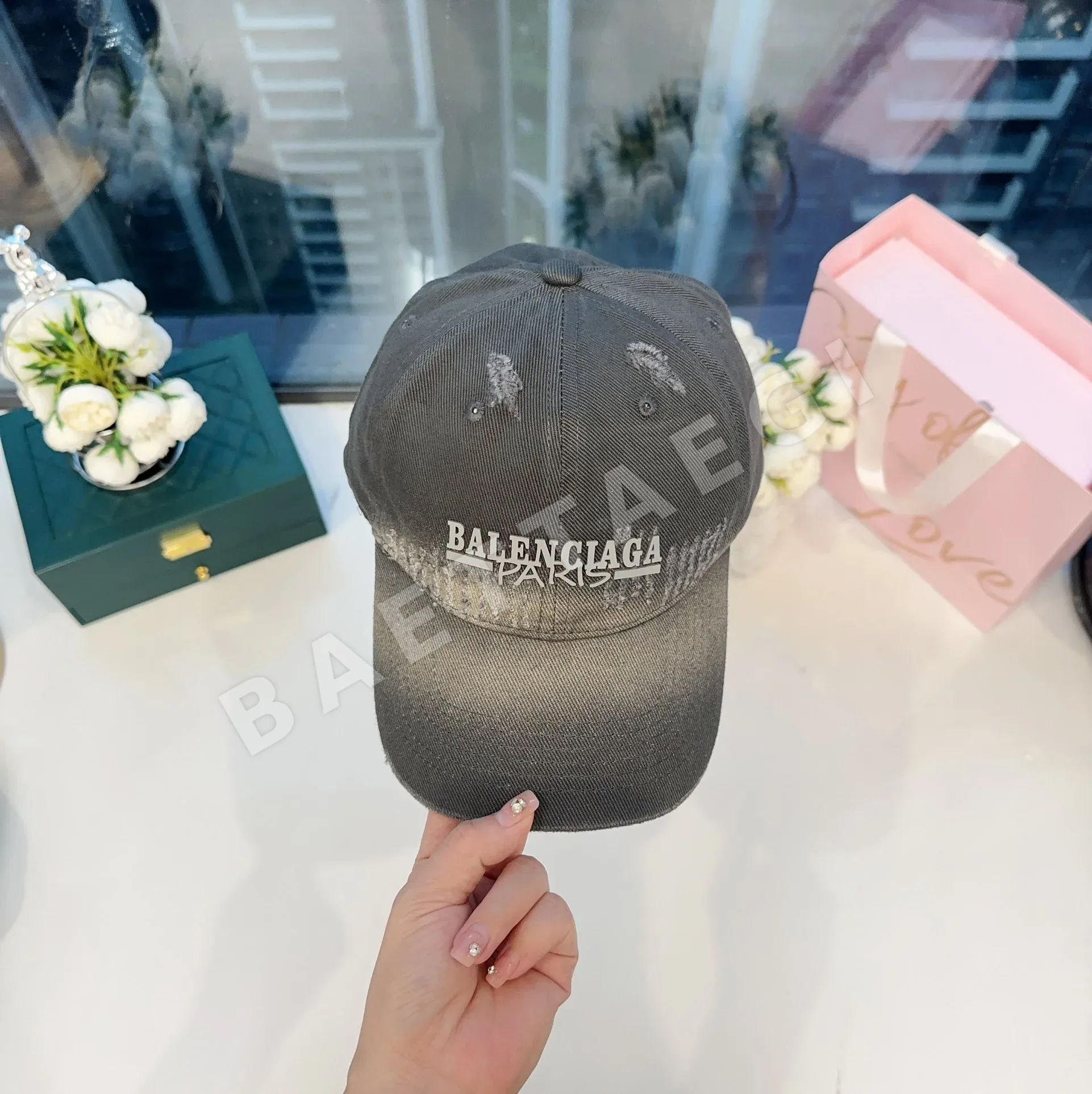 발렌시아가 타이다이 워시드 베이스볼 캡 상세 이미지 9
