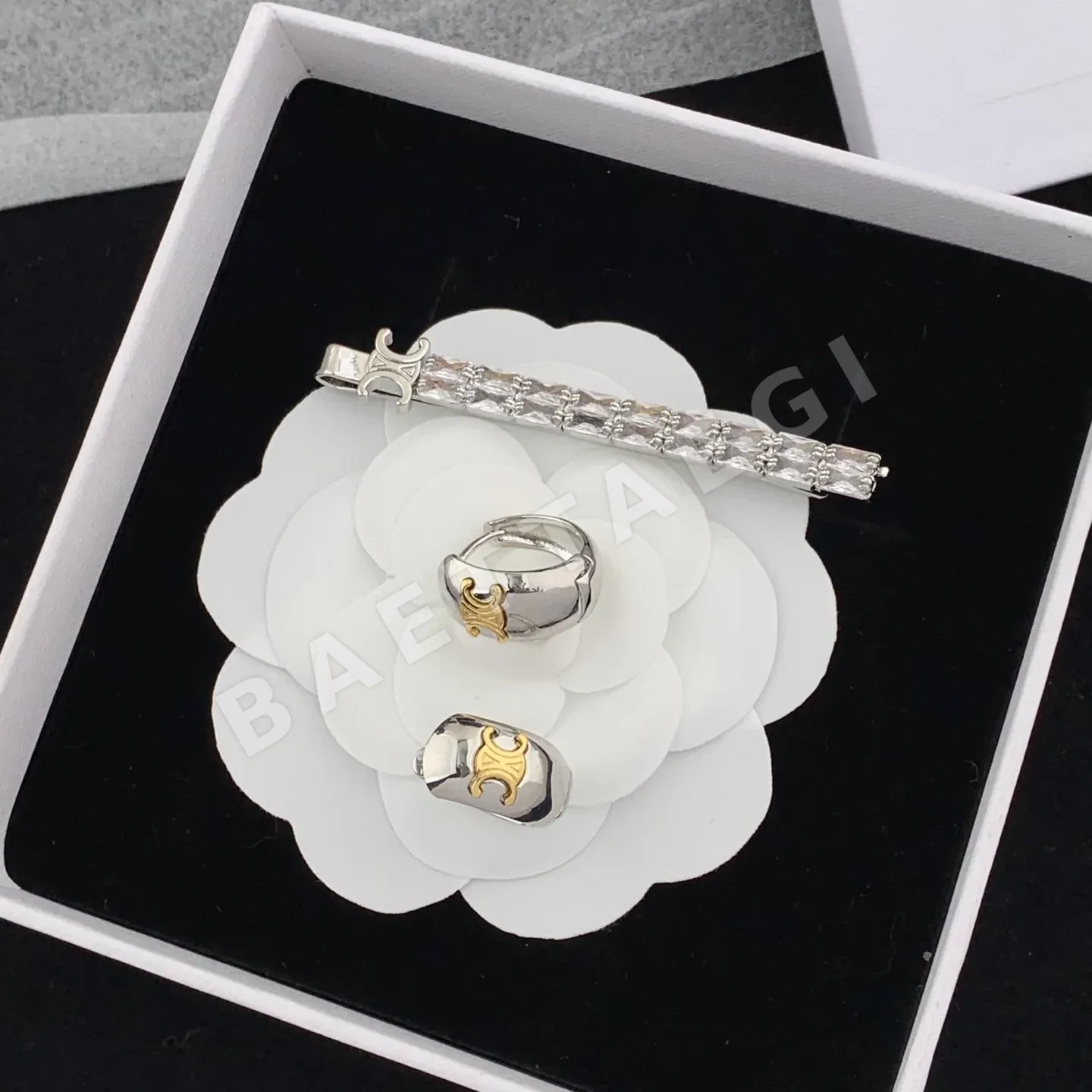 셀린느 귀걸이 69422 Celine Earrings 상세 이미지 4