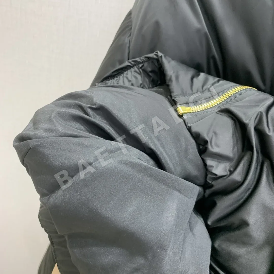 셀린느 여성용 크롭 푸퍼 패딩 자켓 상세 이미지 7