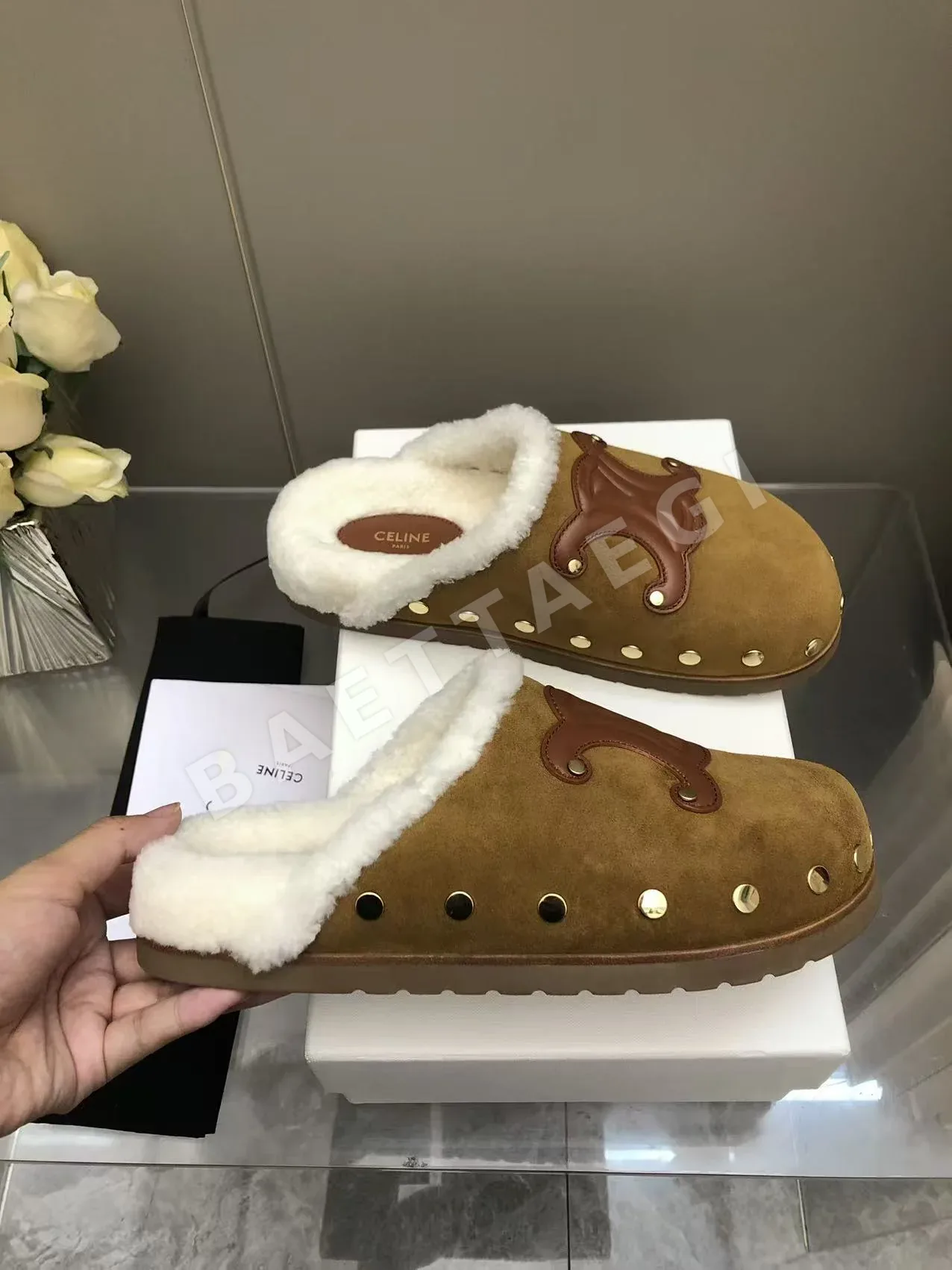 셀린느 브라운 스웨이드 비르켄슈토크 신발 상세 이미지 2