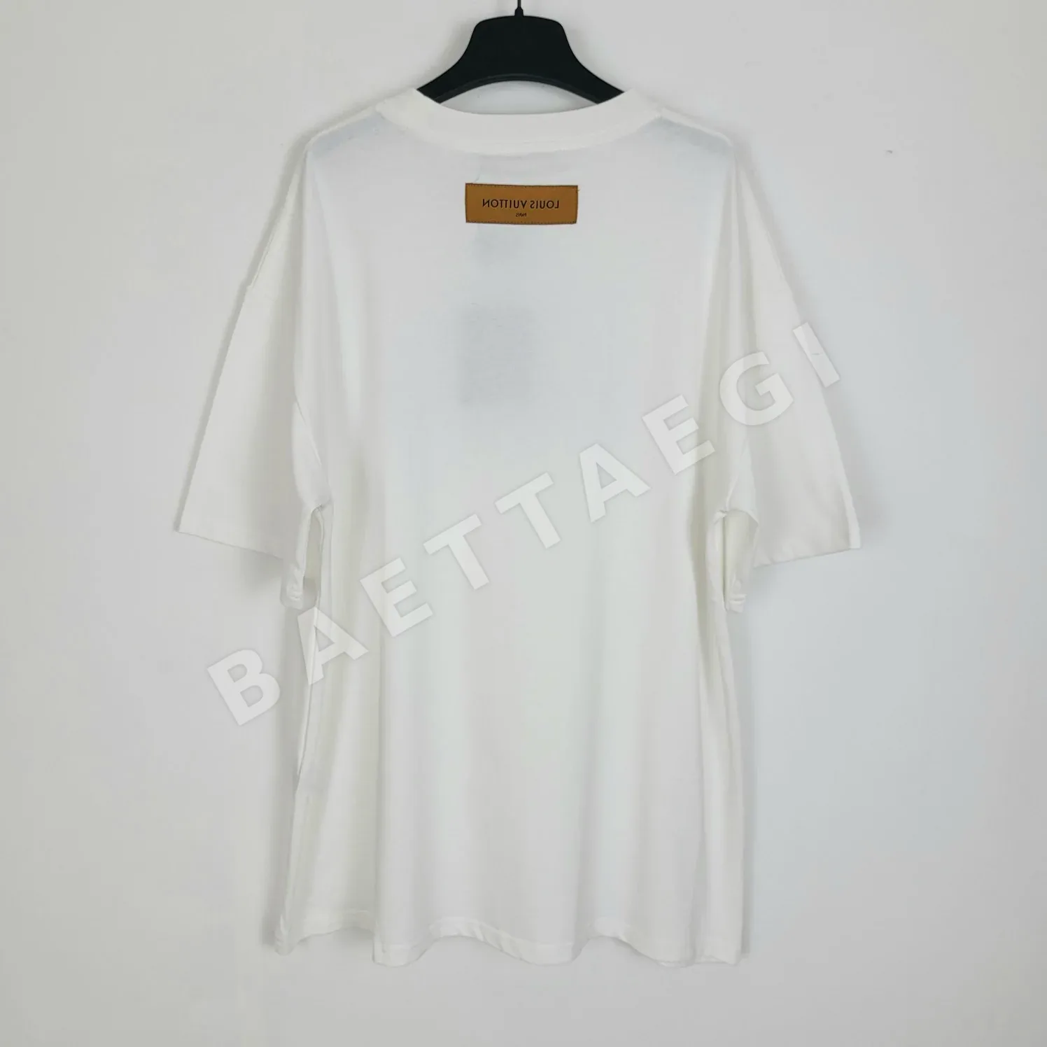 루이비통 LV 클래식 프린트 반팔 티셔츠 810 상세 이미지 2