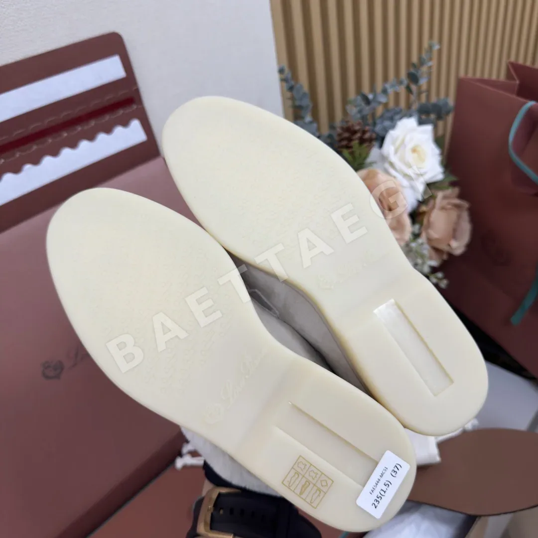 로로피아나 썸머워크 시어링 로퍼 상세 이미지 6