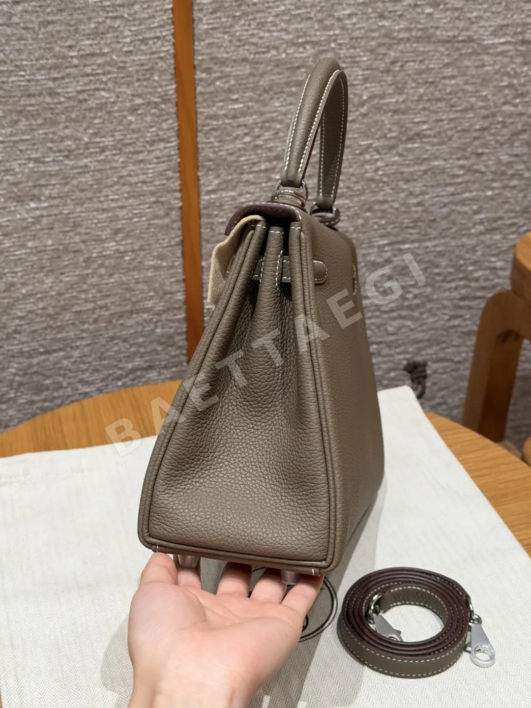 에르메스 켈리 토고 가죽 가방 상세 이미지 3