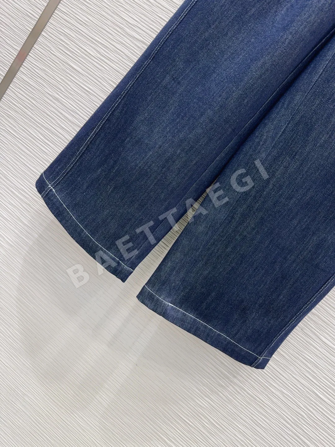 미우미우 3D 테일러링 데님 여성 바지 상세 이미지 7
