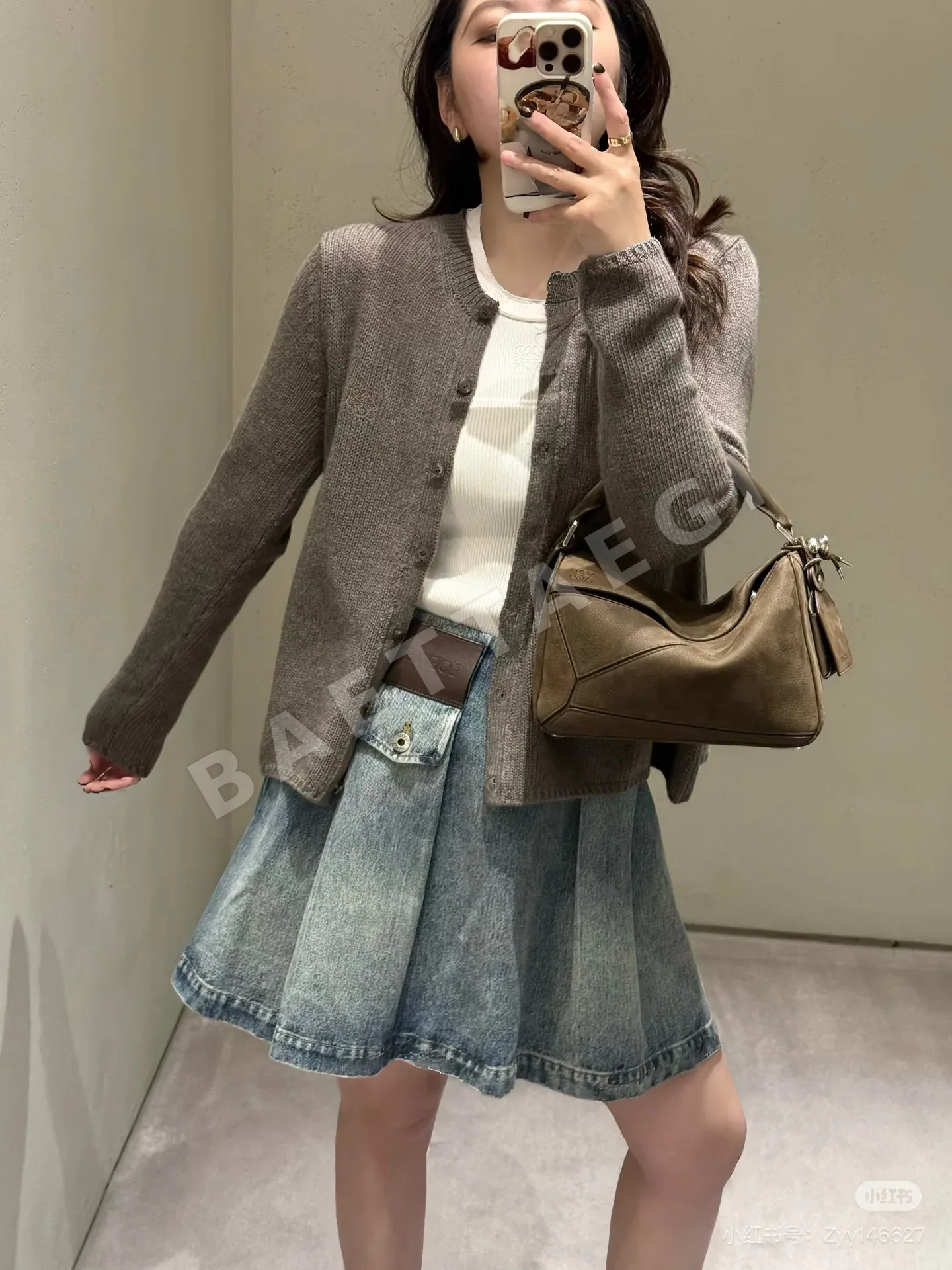 로에베 캐시미어 시스루 버튼 가디건 상세 이미지 8