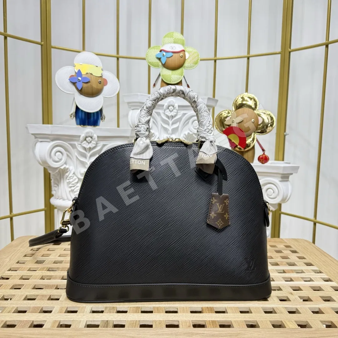 루이비통 알마 MM 에피 가죽 핸드백 M28500