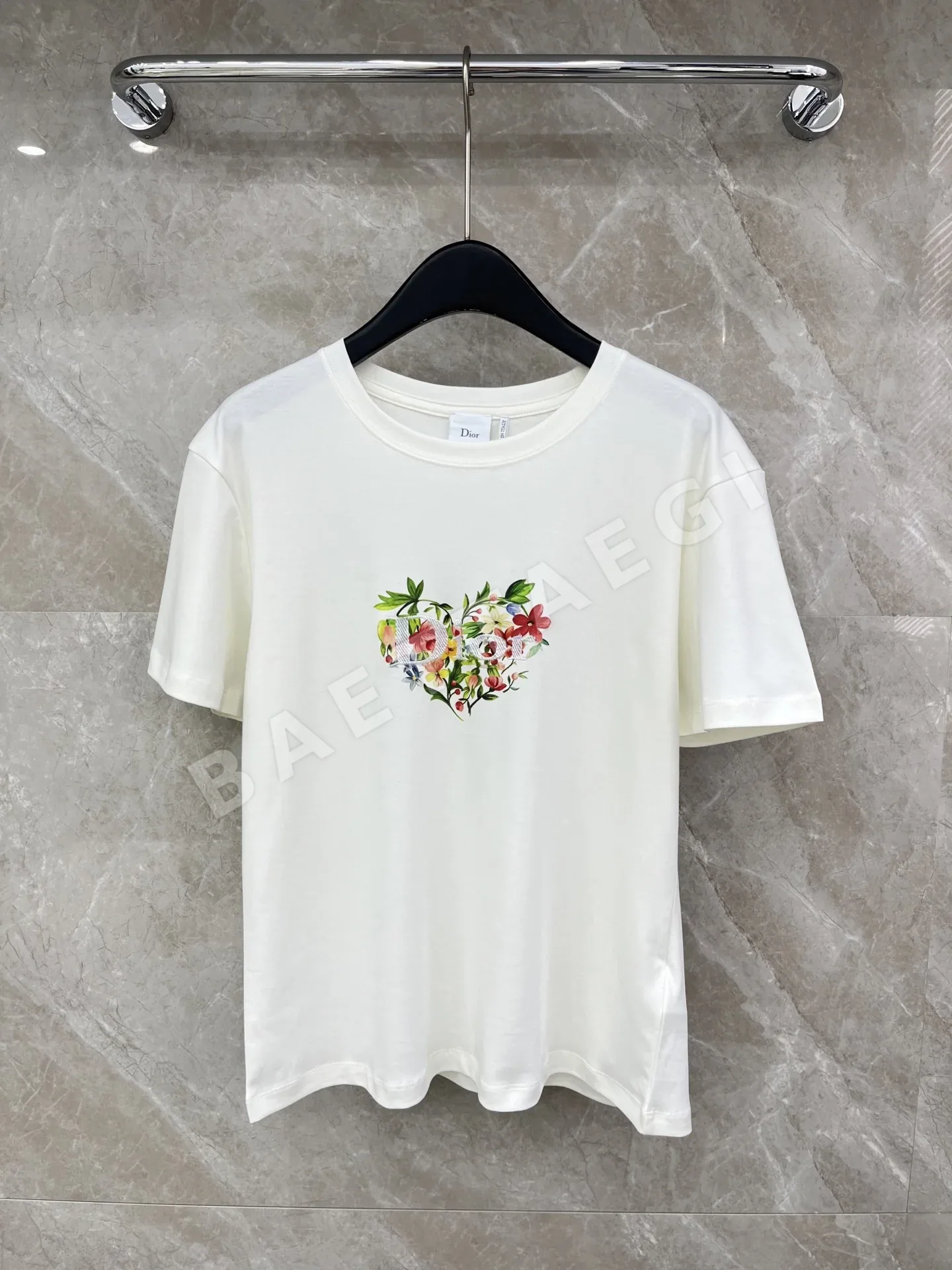 디올 여성 자수 프린트 반팔 티셔츠 51582
