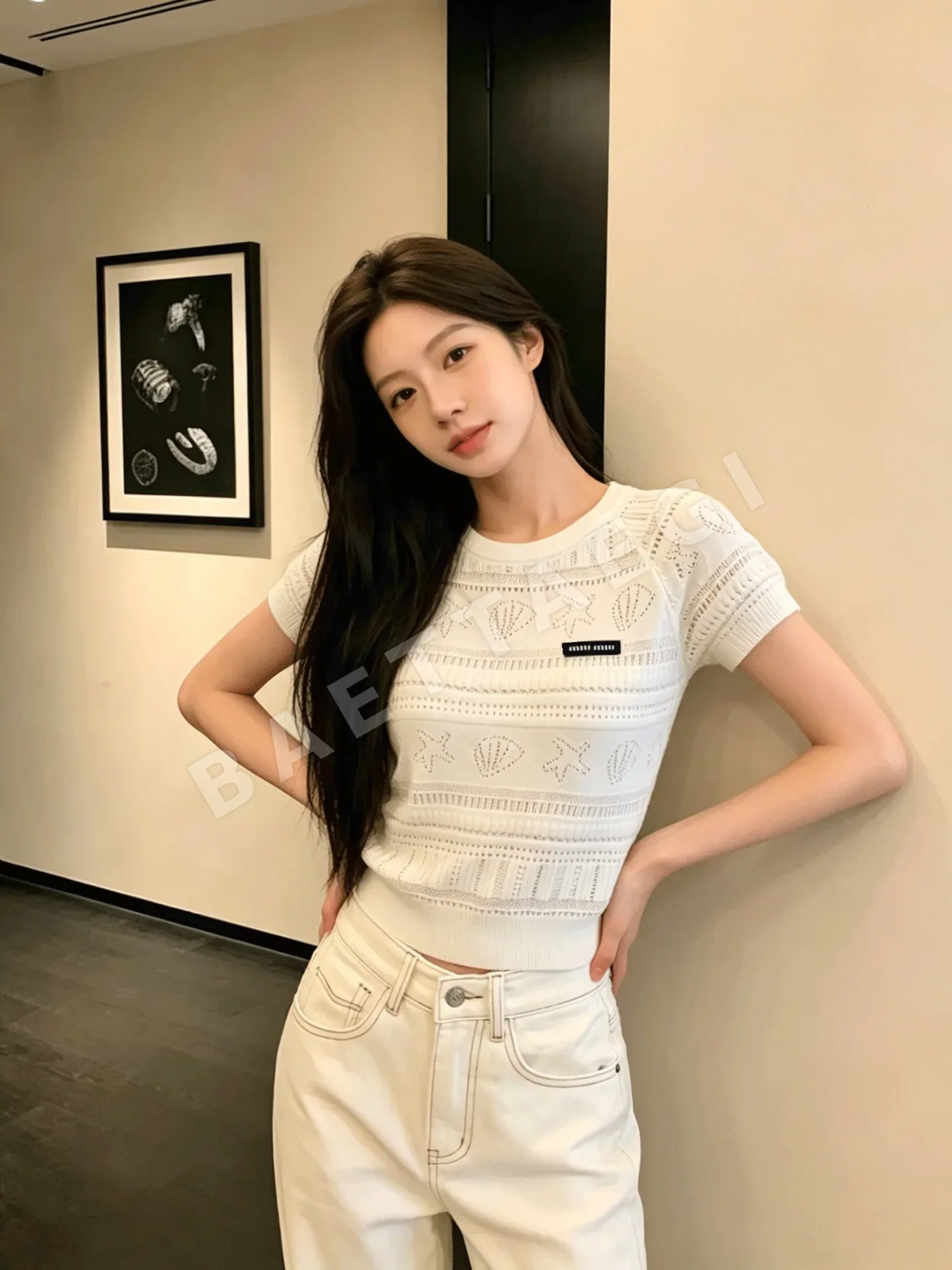 미우미우 기하학 시스루 라운드넥 반팔 니트티셔츠 101197