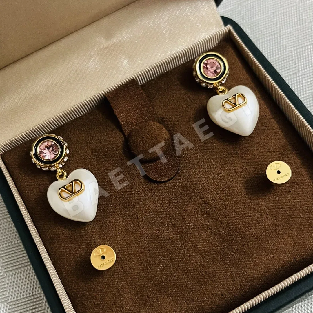 발렌티노 심플 디자인한 귀걸이 상세 이미지 5
