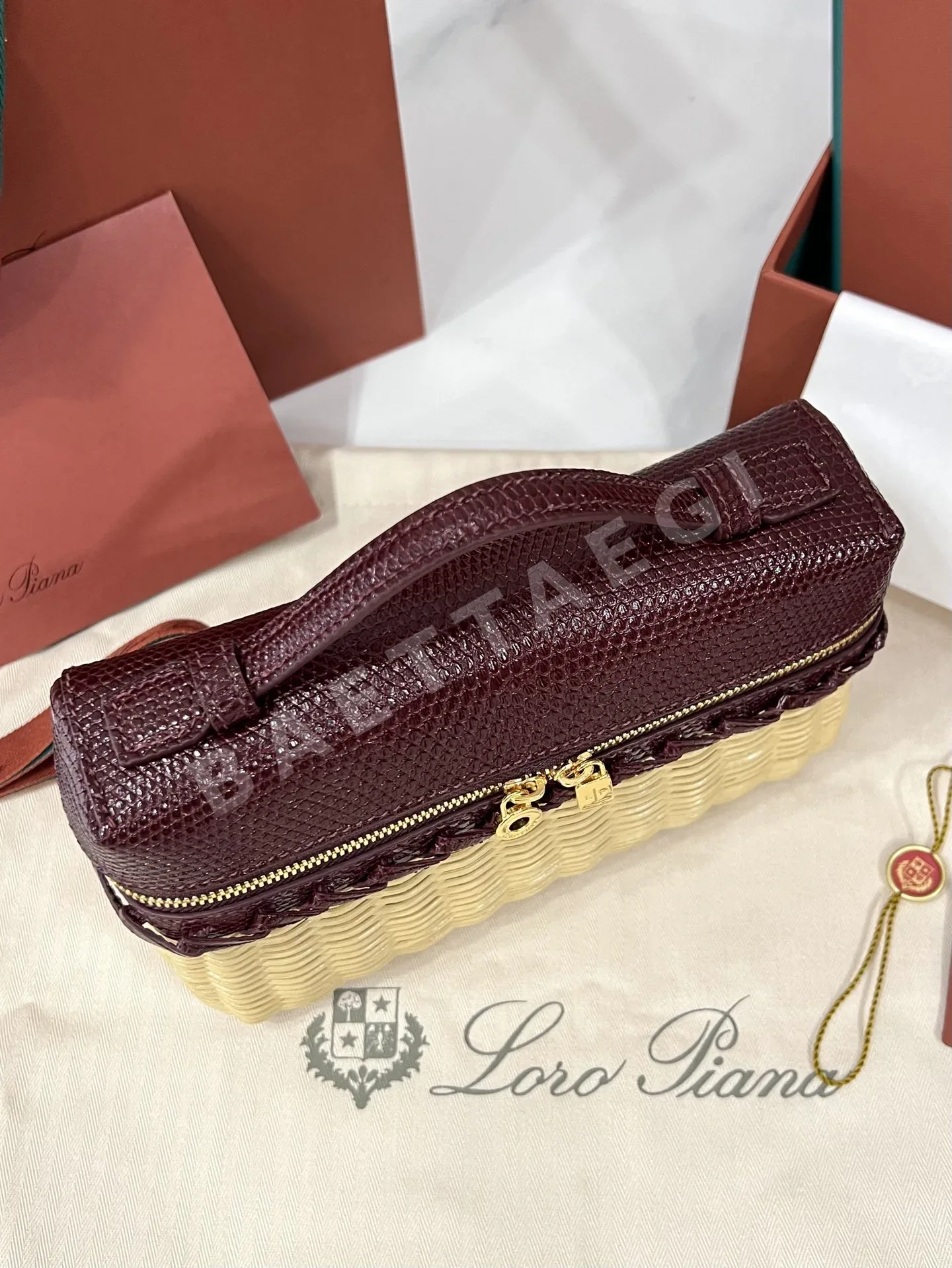 로로피아나 대나무 직조 도마뱀 가죽 핸드백 상세 이미지 3