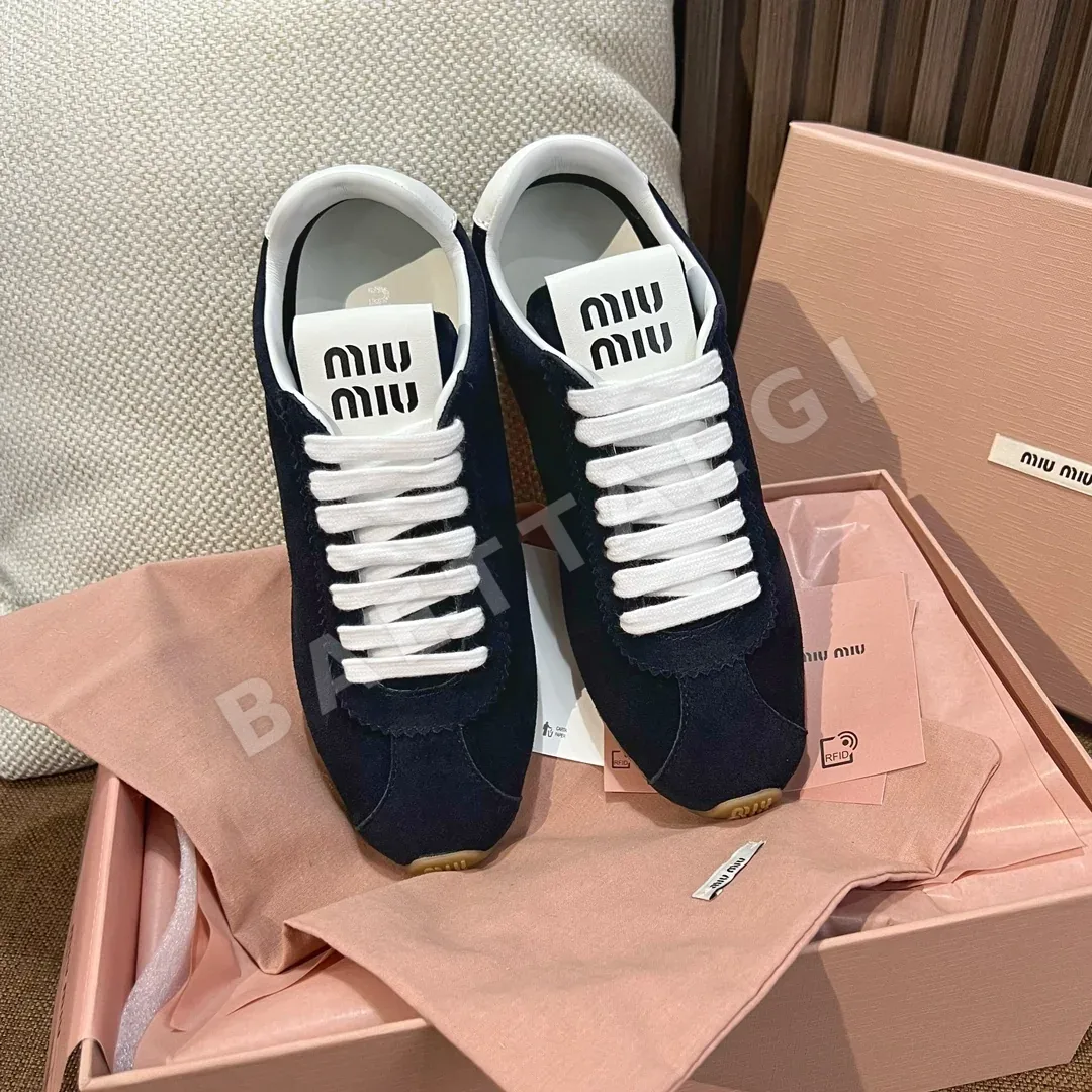 미우미우 스니커즈 가죽 레트로 트레이닝 스타일 187229
