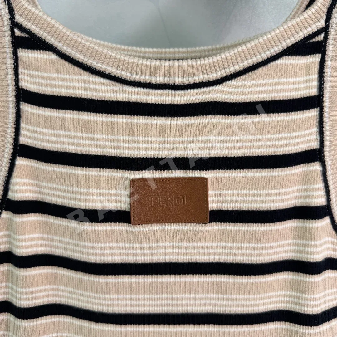 펜디 스트라이프 리브 니트 여성 반팔 티셔츠 상세 이미지 5