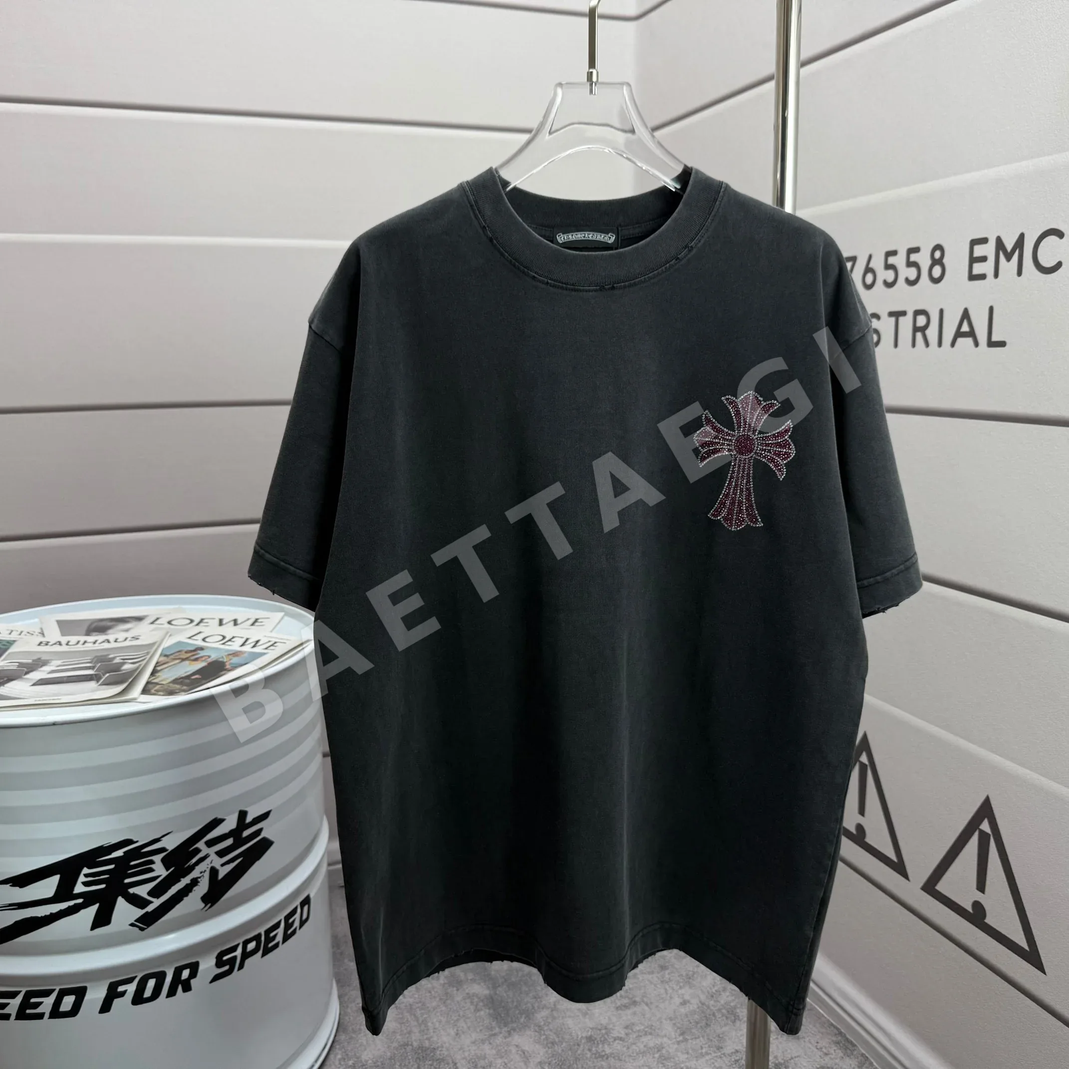 크롬하츠 워시드 가공 루즈핏 남여공용 반팔 티셔츠 상세 이미지 2