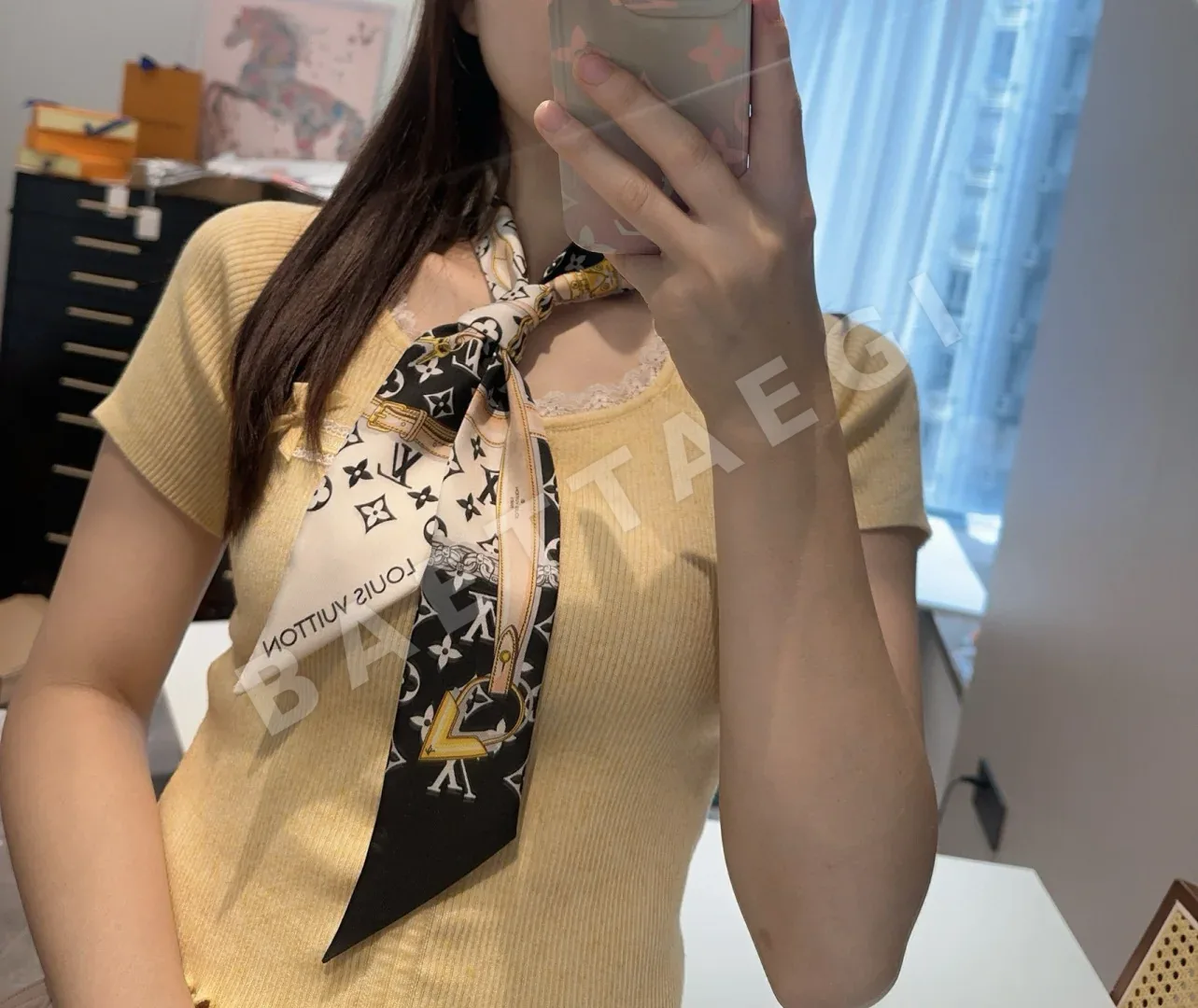 루이비통 모노그램 실크 더블 레이어 스카프 상세 이미지 1