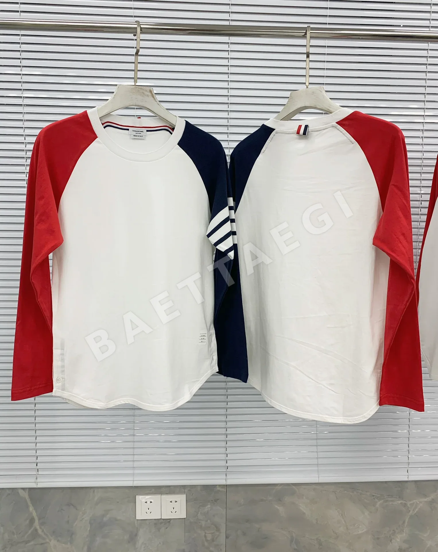 톰브라운 컬러 블록 남성 긴팔 티셔츠 상세 이미지 7