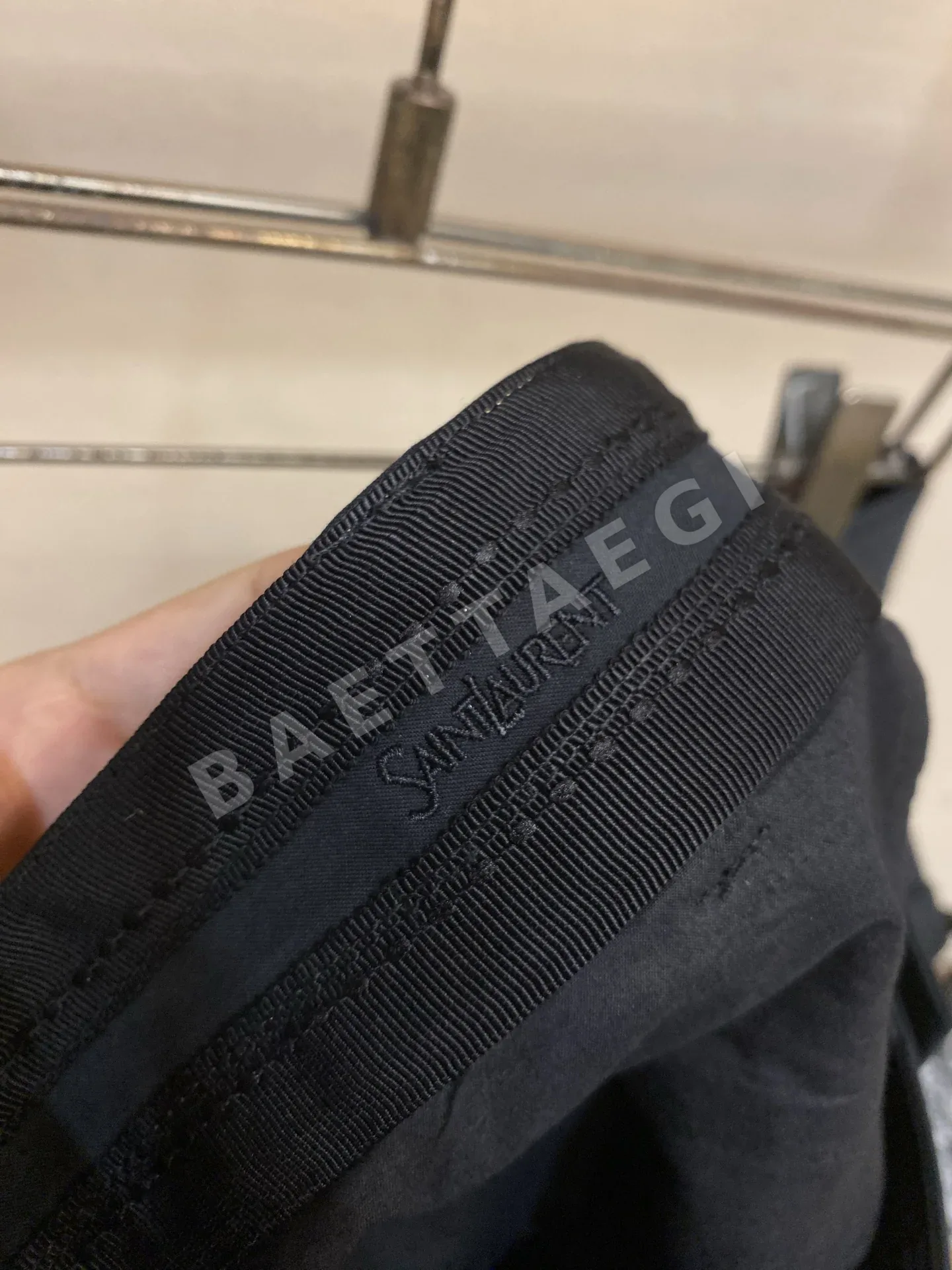 생로랑 코튼 루즈핏 남성 반바지 상세 이미지 6