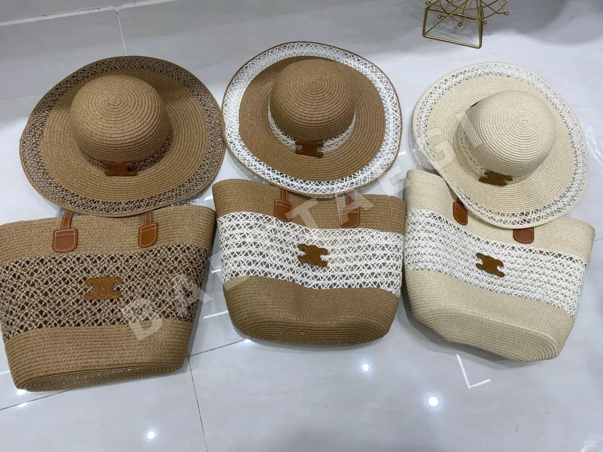 셀린느 캡 120256