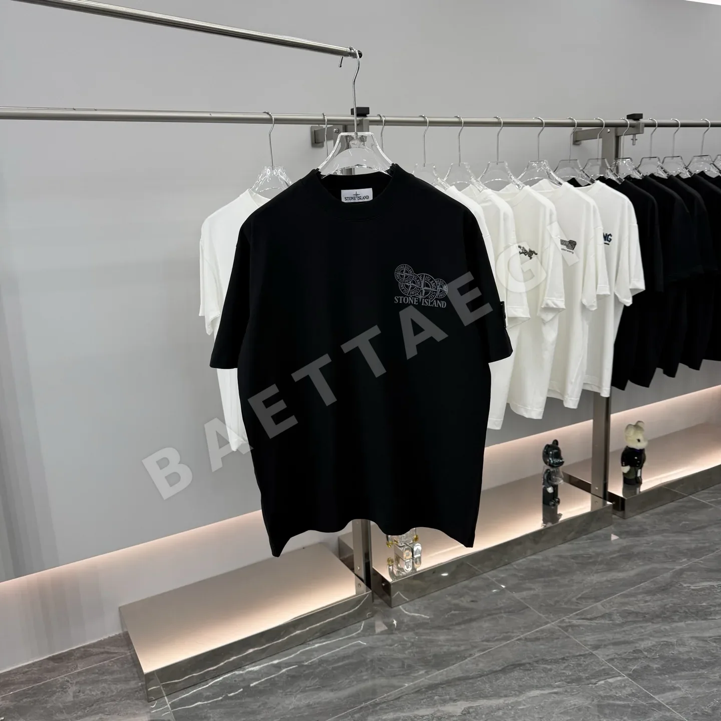 스톤아일랜드 남여공용 크루넥 반팔 티셔츠 71681