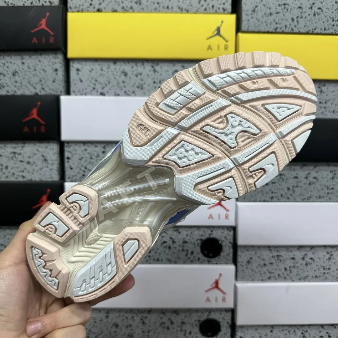 아식스 [LZ] 젤 카야노 14 1202A516-700 200581 Asics Gel-Kayano 14 Baked Pink Cream 상세 이미지 8