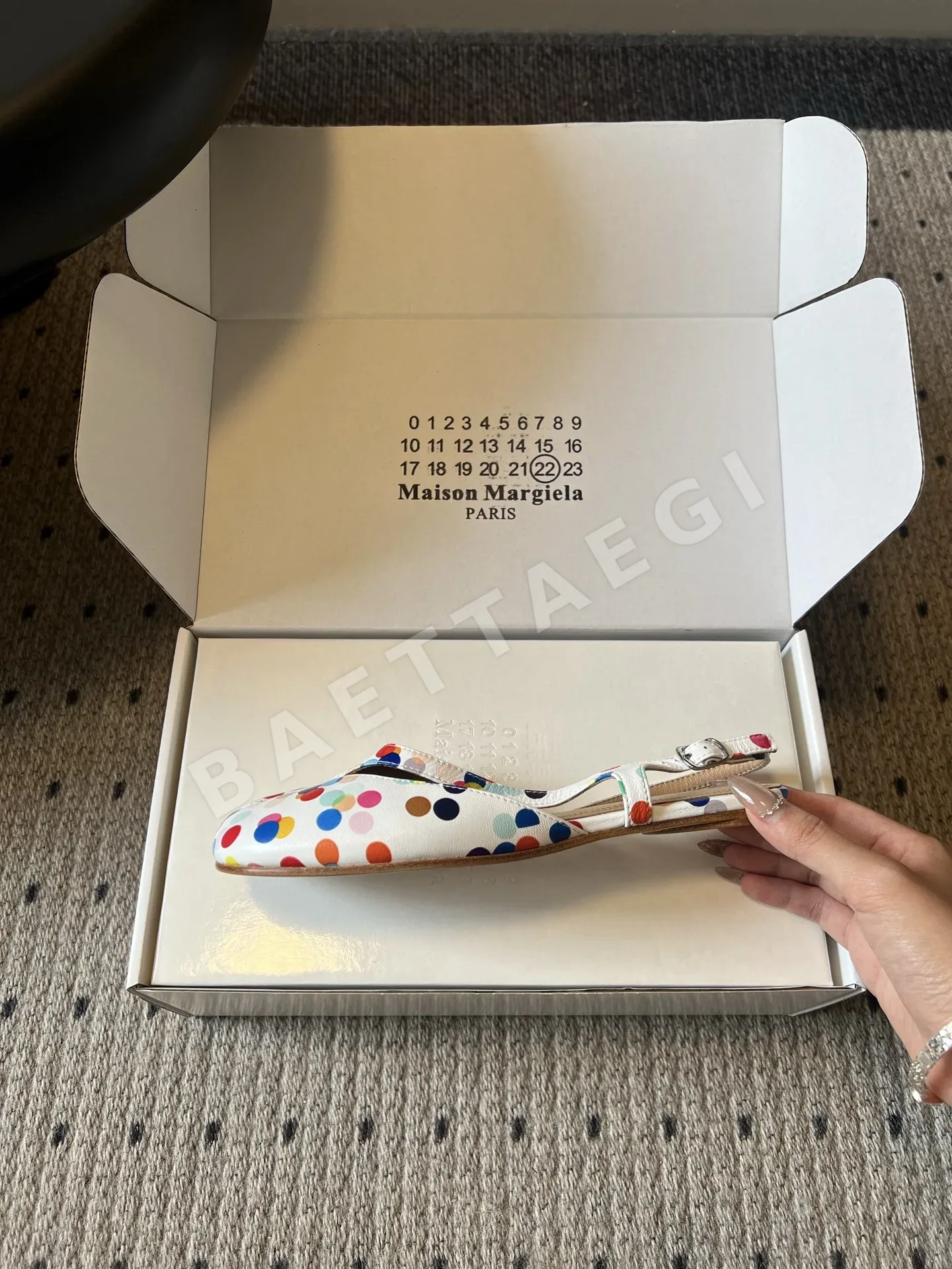 마르지엘라 폴카 도트 스플릿 토 신발 상세 이미지 5