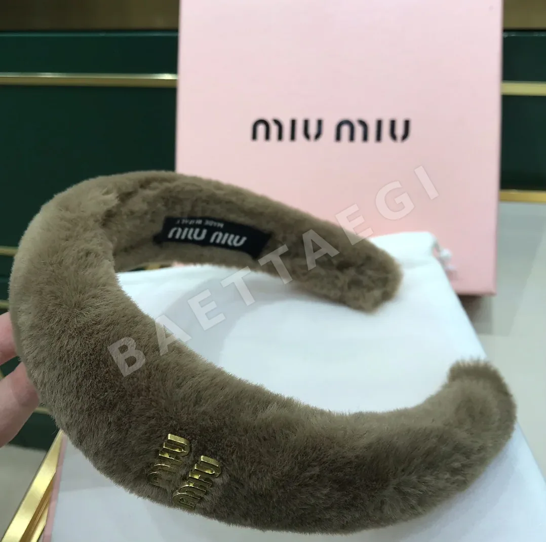 미우미우 와이드 플리스 헤어밴드 상세 이미지 7
