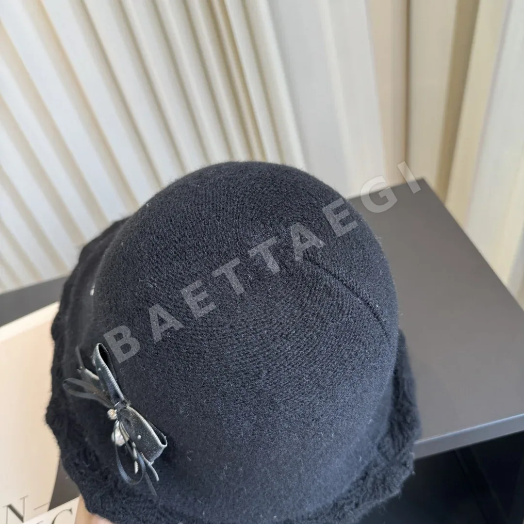 미우미우 모자 185762 Miu Miu Cap 상세 이미지 5