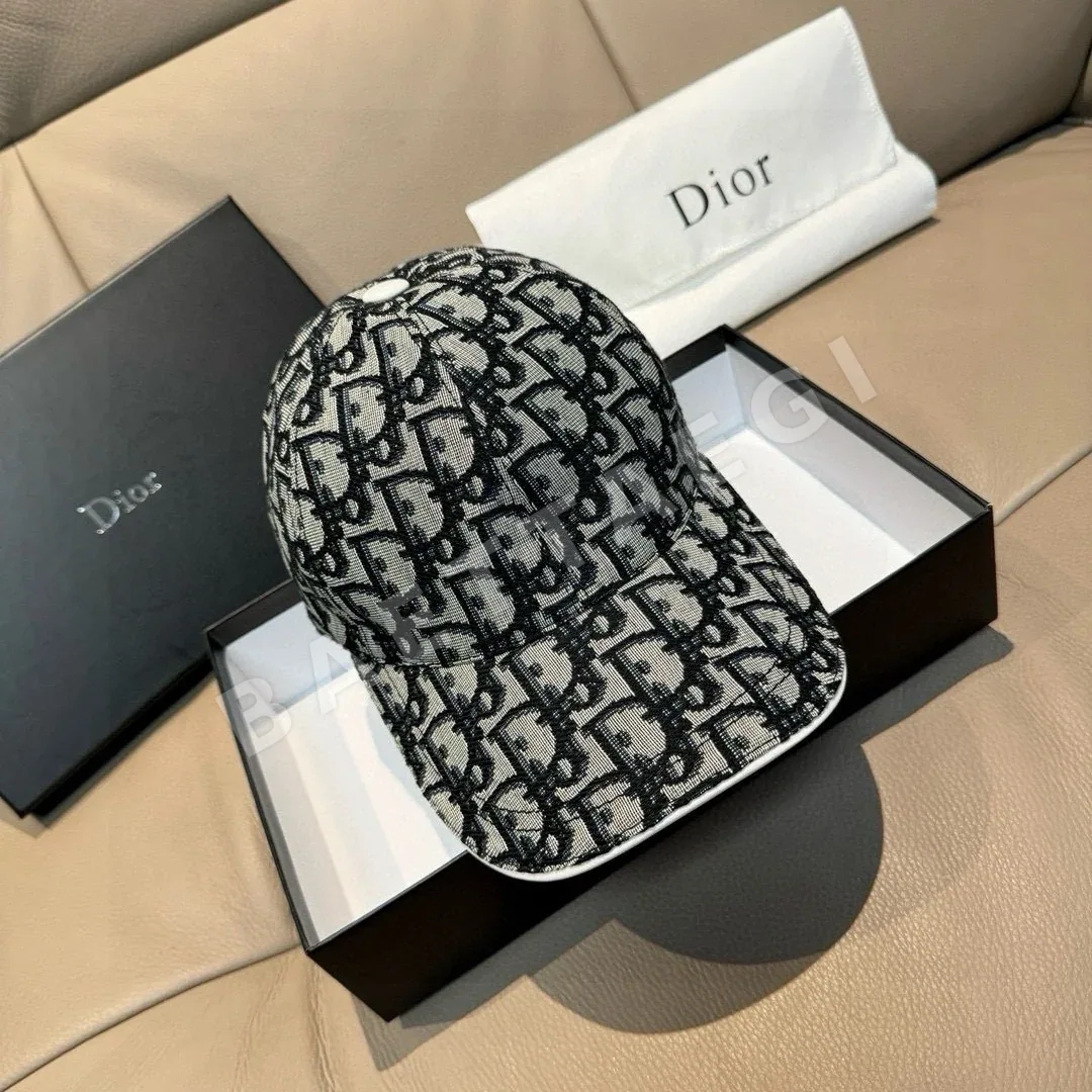 디올 모노그램 베이스볼 모자 상세 이미지 3