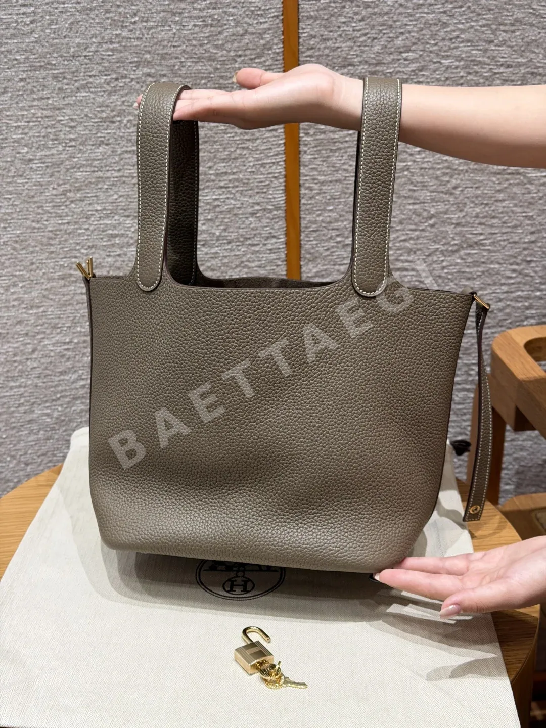에르메스 피코탄 락 크레망스 가방 상세 이미지 3
