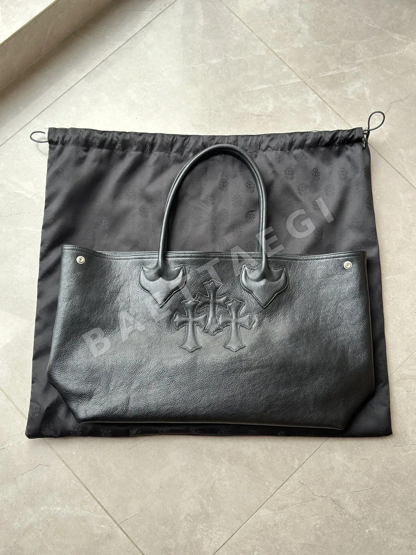 크롬하츠 라지 토트백 153965