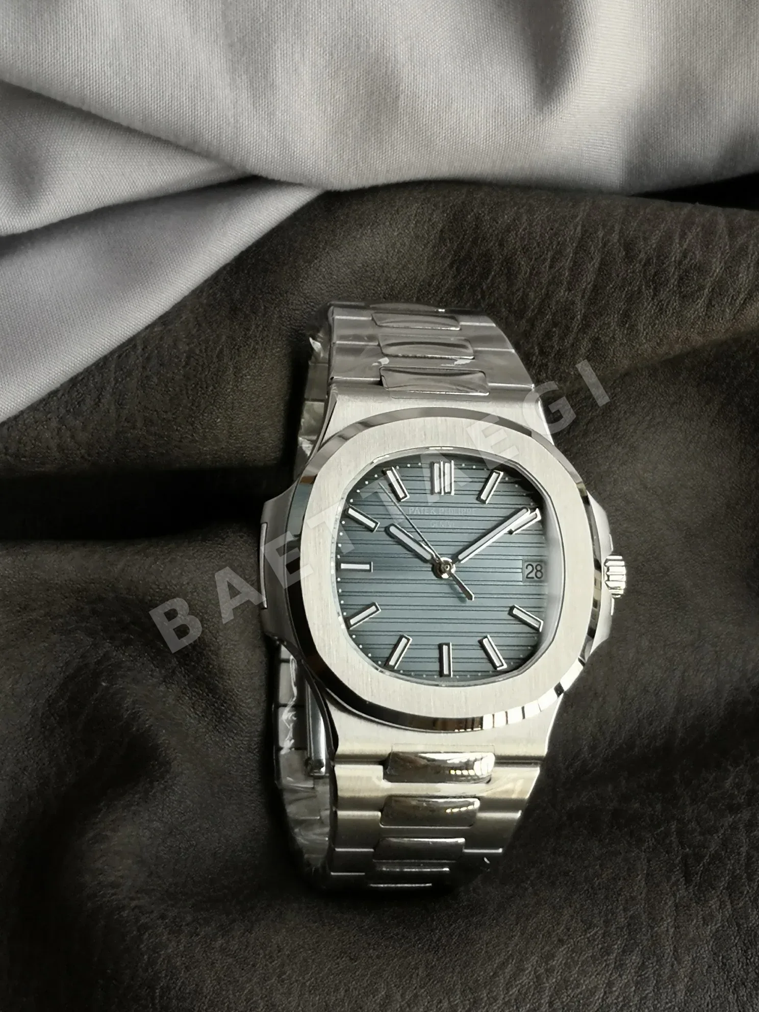 파텍필립 노틸러스 5711 자동 블루 다이얼 스틸 3K 공장 레플리카 44044 Patek Philippe 상세 이미지 3