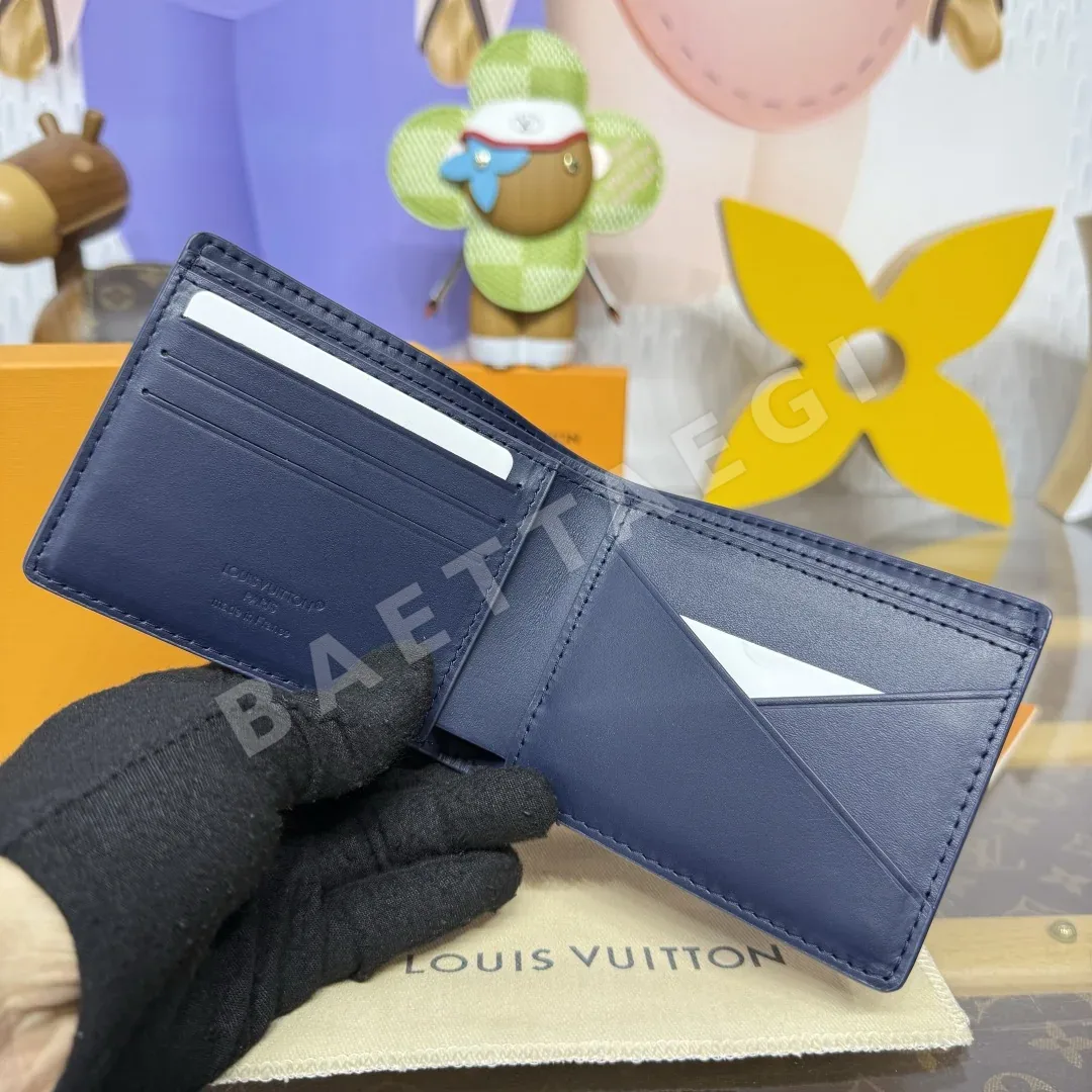루이비통 모노그램 섀도우 카프스킨 지갑 상세 이미지 7