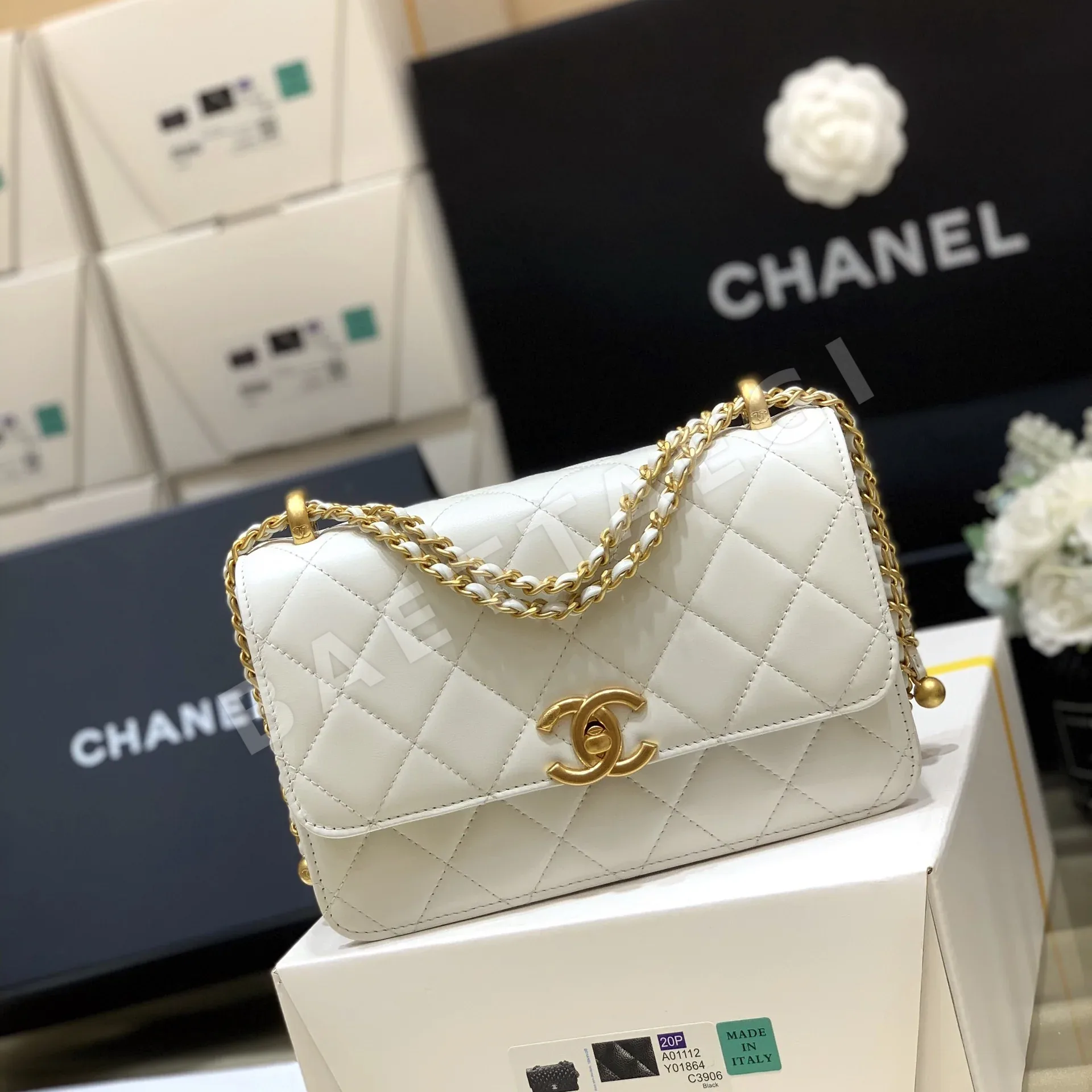 샤넬 메티에 다르 더블 골드 비즈 체인 가방 AP2649 상세 이미지 3