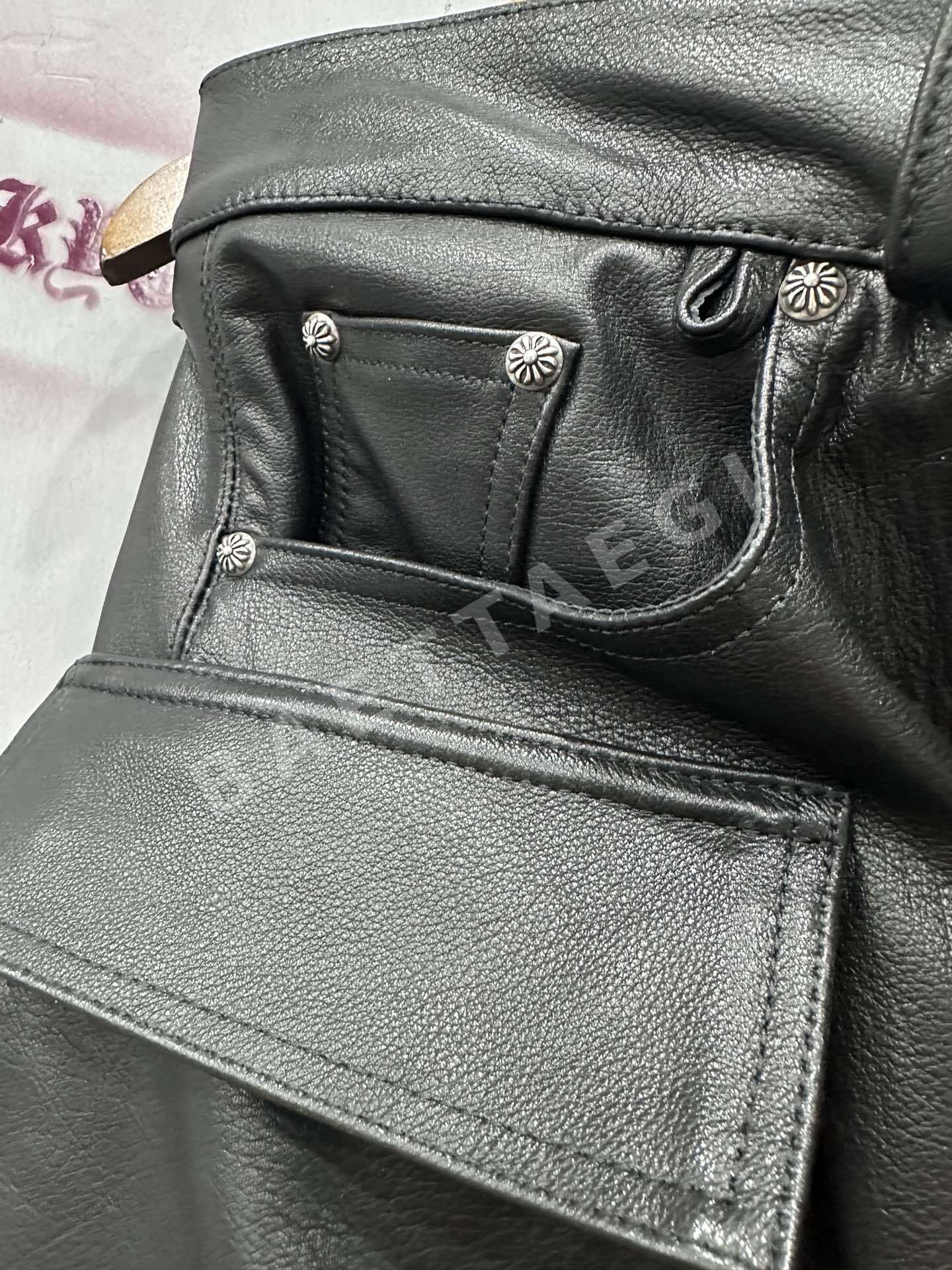 크롬하츠 천연 소가죽 멀티 포켓 남성 바지 상세 이미지 7