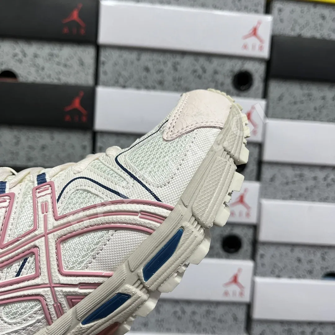 아식스 [XY] 젤 카하나 8 1012A978-202 200349 Asics Gel-Kahana 8 상세 이미지 6
